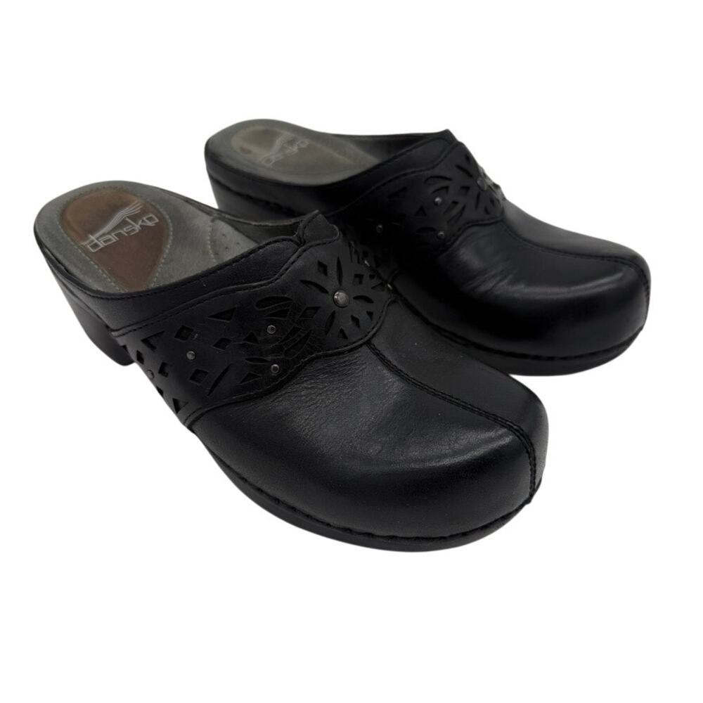 Dansko Black Leather Cutout Clogs EU 36 Slip On Comfort Shoes Studded